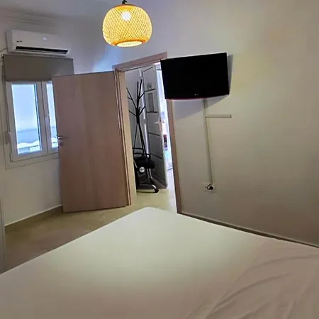 Angie's House * Βόλος
