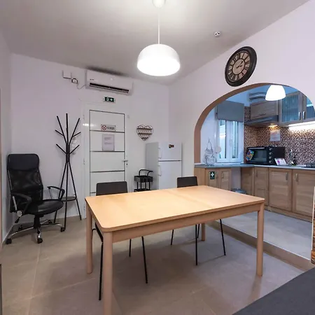 Angie's House Βόλος